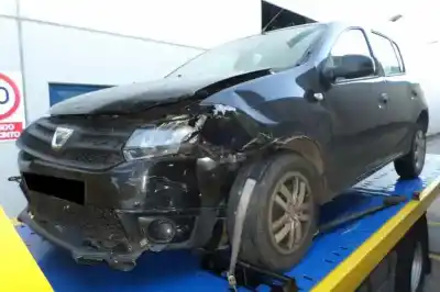 Scrapping Vehicle dacia sandero d4f p7 of the year 2014 powered d4f f7
