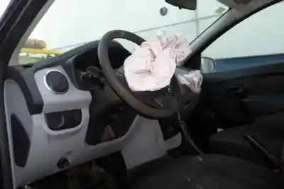 Scrapping Vehicle dacia sandero d4f p7 of the year 2014 powered d4f f7