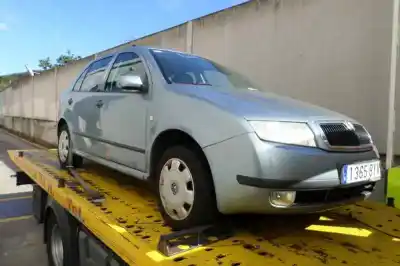 Здавання транспортного засобу SKODA FABIA (6Y2/6Y3) AZF року 2002 потужний AZF