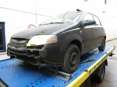Здавання транспортного засобу daewoo kalos f14s3 року 2002 потужний f14s3