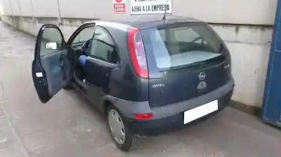 Здавання транспортного засобу opel corsa c z10xe року 2001 потужний z10xe