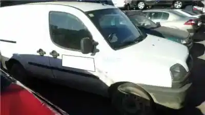 Здавання транспортного засобу FIAT I DOBLÒ (223) CARGO 223A6000 року 2003 потужний 223A6000