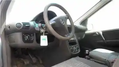 Здавання транспортного засобу mercedes-benz vaneo (bm 414) compact van om668914 року 2005 потужний om668914