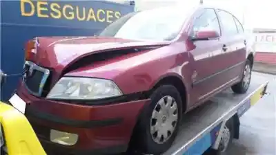 Vehículo de desguace SKODA OCTAVIA BERLINA (1Z3) 1.9 TDI del año 2005 con motor BJB