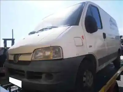 Veicolo di demolizione PEUGEOT BOXER (290/330) FURGÓN BAT.2850MM (2002) RHV dell'anno 2004 alimentato RHV