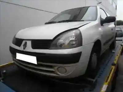 Vehículo de desguace RENAULT CLIO II (BB_/CB_) 1.5 dCi (B/CB07) del año 2005 con motor K9K A7