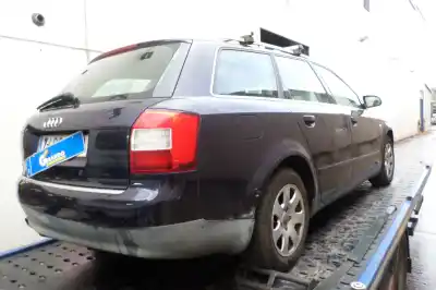 Scrapping Vehicle audi a4 avant 2.0 20v of the year 2002 powered alt