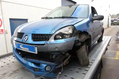 Veículo de Sucata RENAULT CLIO II FASE II (B/CB0) 1.2 do ano 2001 alimentado D4F B7