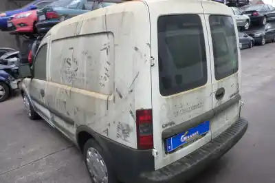 Veículo de Sucata opel combo 1.3 cdti 16v do ano 2005 alimentado 