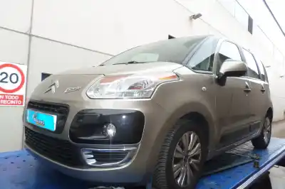 Scrapping Vehicle citroen c3 picasso 1.6 16v of the year 2010 powered 5fwep6