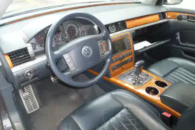 Здавання транспортного засобу volkswagen phaeton (3d2/3d8) bmk року 2006 потужний bmk