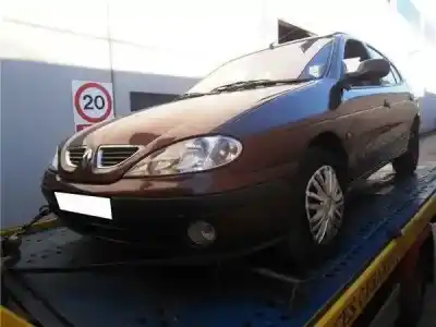 Véhicule à la ferraille RENAULT                                            MEGANE I FASE 2 CLASSIC (LA..)                                                                                                                                                                                                                             1.9 dTi Diesel                                                                                                                                                                                                                                             de l'année 0 alimenté F9Q 736