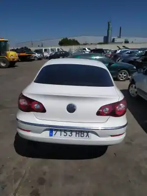 Vehicul casat VOLKSWAGEN PASSAT B6 (3C2) 1.8 TSI al anului 2011 alimentat CDAA