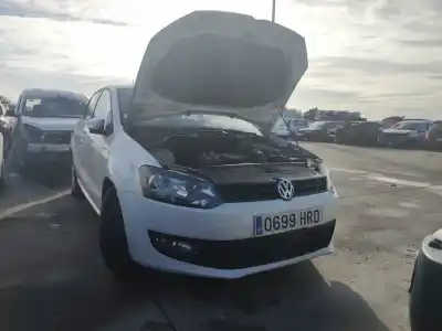 Veículo de Sucata volkswagen polo v (6r1, 6c1) 1.2 tsi do ano 2013 alimentado cbzc