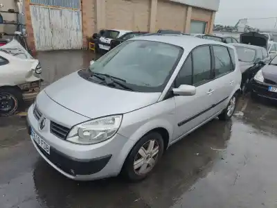 Veículo de Sucata RENAULT SCÉNIC II (JM0/1_) 1.6 16V (JM1R) do ano 2006 alimentado K4M D8