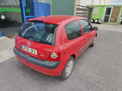 Veículo de Sucata renault clio ii (bb_, cb_) 1.2 16v (bb05, bb0w, bb11, bb27, bb2t, bb2u, bb2v, cb05,... do ano 2005 alimentado d4f g7