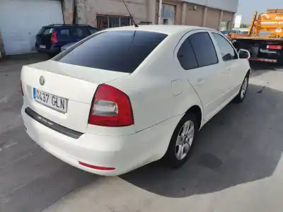 Scrapping Vehicle skoda octavia ii (1z3) 1.6 of the year 2009 powered bse