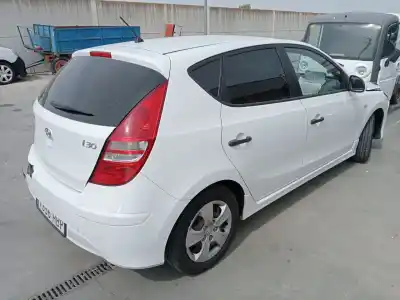 Veículo de Sucata hyundai i30 (fd) 1.4 do ano 2011 alimentado g4fa