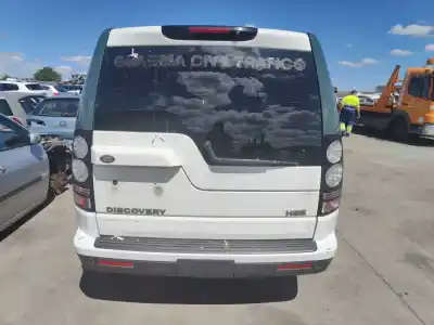 Scrapping Vehicle land rover discovery iv (l319) 3.0 td 4x4 of the year 2015 powered 306dt