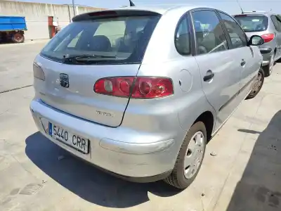 Veículo de Sucata seat ibiza iii (6l1) 1.2 do ano 2004 alimentado azq