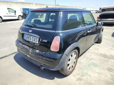 Veicolo di demolizione mini mini (r50, r53) one dell'anno 2004 alimentato w10 b16 a