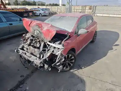Здавання транспортного засобу renault clio v (b7_) tce 90 (b7mt) року 2023 потужний h4d e4