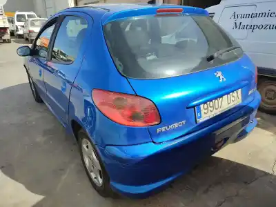 Véhicule à la ferraille peugeot                                            206 fastback (2a/c)                                                                                                                                                                                                                                        1.4 hdi eco 70                                                                                                                                                                                                                                             de l'année 2005 alimenté 8hz
