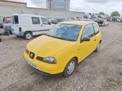Véhicule à la ferraille SEAT AROSA (6H1) 1.0 de l'année 2002 alimenté AUC