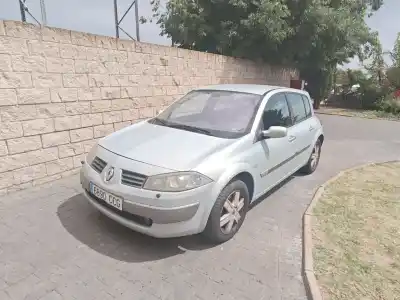 Scrapping Vehicle RENAULT MEGANE II (BM0/1_, CM0/1_)  of the year 2002 powered K4M T7