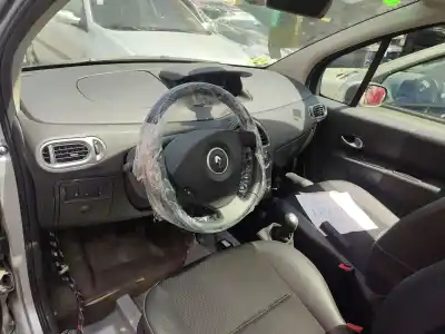Scrapping Vehicle renault modus / grand modus (f/jp0_) 1.5 dci (jp0g, jp0h) of the year 2009 powered k9k n7