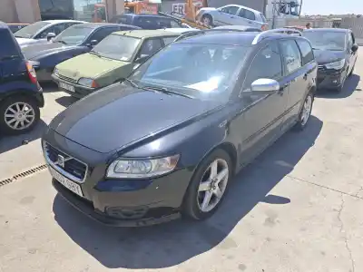 Veículo de Sucata VOLVO V50 (545) 2.0 D do ano 2008 alimentado D 4204 T