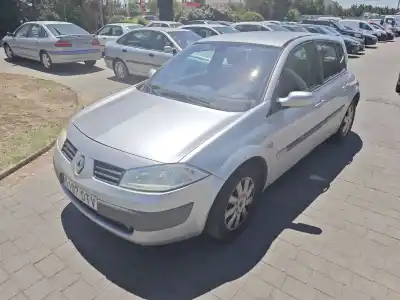 Veicolo di demolizione RENAULT MEGANE II (BM0/1_, CM0/1_)  dell'anno 2005 alimentato K4M D8