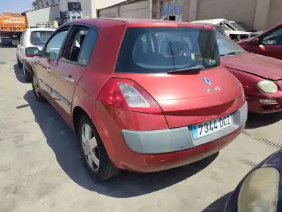 Veicolo di demolizione RENAULT MEGANE II (BM0/1_, CM0/1_)  dell'anno 2004 alimentato F9Q B8