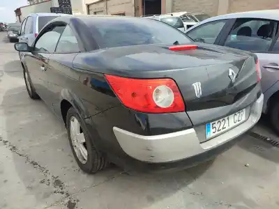Здавання транспортного засобу RENAULT MEGANE II COUPÉ-CABRIOLET (EM0/1_)  року 2004 потужний K4M T7