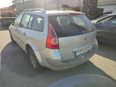 Veículo de Sucata renault megane ii ranchera familiar (km0/1_) 1.9 dci do ano 2006 alimentado f9q 804