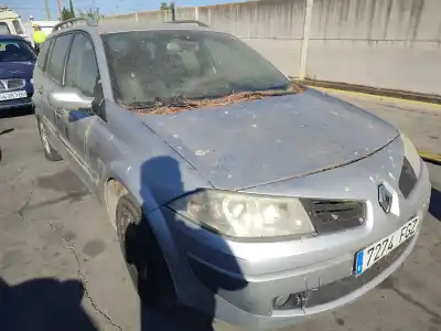 Veículo de Sucata renault megane ii ranchera familiar (km0/1_) 1.9 dci do ano 2006 alimentado f9q 804