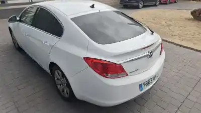 Veículo de Sucata opel insignia a sedán (g09) 2.0 cdti (69) do ano 2010 alimentado a 20 dth