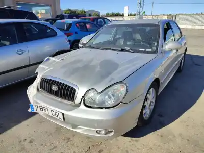 Sloopvoertuig HYUNDAI SONATA IV (EF)  van het jaar 2003 aangedreven G6BA