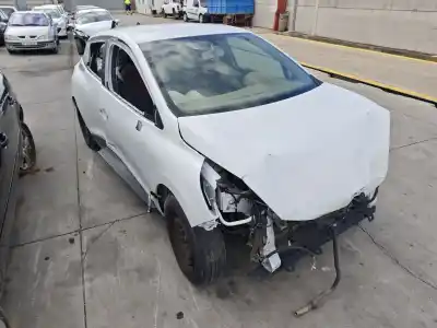 Sloopvoertuig renault clio iv (bh_) 1.2 16v van het jaar 2013 aangedreven d4f 740