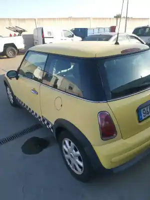Sloopvoertuig mini mini (r50, r53) one van het jaar 2002 aangedreven w10b16a
