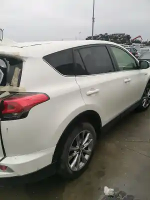 Scrapping Vehicle toyota rav 4 iv (_a4_) 2.5 hybrid (ava42_) of the year 2016 powered 2ar-fxe