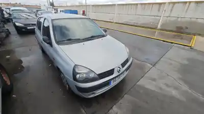 Verschrottungsfahrzeug renault clio ii (bb_, cb_) 1.5 dci (b/cb07) des jahres 2002 angetrieben k9k a7