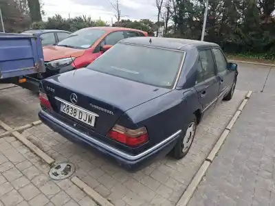 Verschrottungsfahrzeug MERCEDES-BENZ CLASE E (W124)  des Jahres 2005 angetrieben OM 603.960