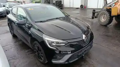 Vehicul casat RENAULT CLIO V (B7_) 1.6 E-TECH 145 (B7MU) al anului 2023 alimentat H4M 632