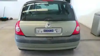 Scrapping Vehicle renault   of the year 2003 powered d4f712