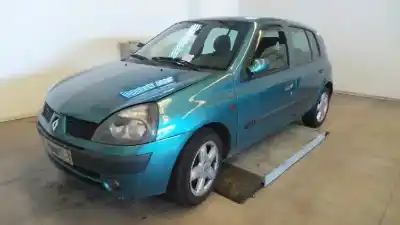 Scrapping Vehicle renault   of the year 2002 powered k9kb7