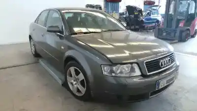 Scrapping Vehicle AUDI A4 BERLINA (8E) 2.5 V6 24V TDI of the year 2001 powered AKE