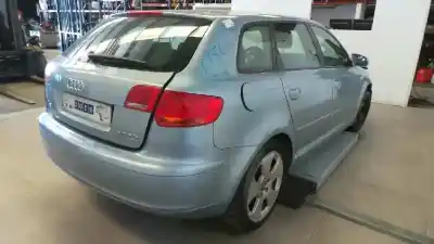 Veículo de Sucata audi a3 sportback (8p) 2.0 tdi ambiente do ano 2006 alimentado bkd