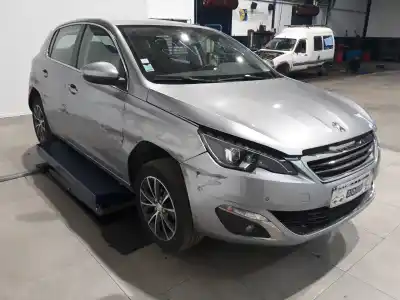 Scrapping Vehicle PEUGEOT 308 Allure of the year 2014 powered BHZ