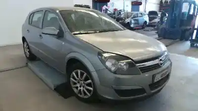 Veículo de Sucata OPEL ASTRA H BERLINA Essentia do ano 2006 alimentado Z17DTH